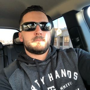 Meet your Posher, Kyle